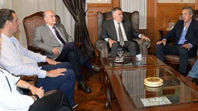 Cañeros vs industriales: el gobierno provincial intercede en la puja