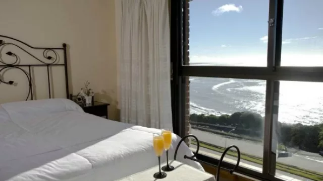 Al igual que los mozos, las mucamas y mucamos también compiten