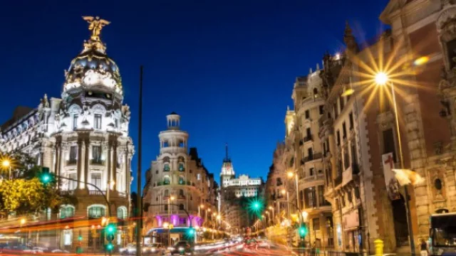 En España, Crónica TV no tendría trabajo, nos dicen...