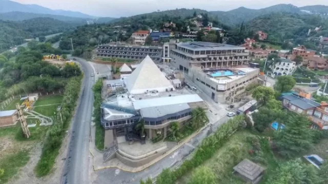 Carlos Paz suma otro 4 estrellas: llega Eleton, el hotel-spa de lujo que rodea a Keops