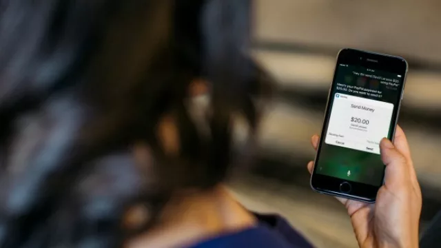 “Hola Siri: Pagá con Paypal” (la integración con Apple)