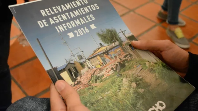Techo relevó 2.432 asentamientos en el país con 650.000 familias (67 y 18.945 familias en Tucumán)