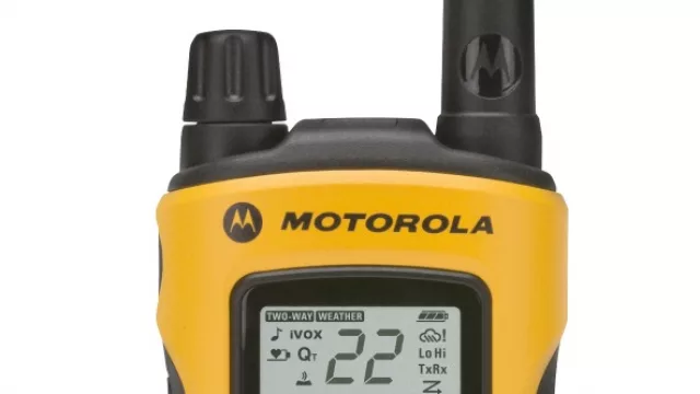 Motorola trae radio de uso familiar y recreativo: 30 y 50 km de cobertura (con la facilidad del PTT)