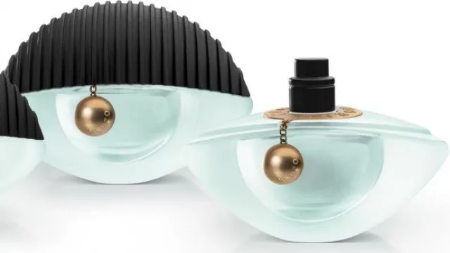 Nada de florcitas, rosas o corazones: el comercial de Kenzo es un ¡fuego!