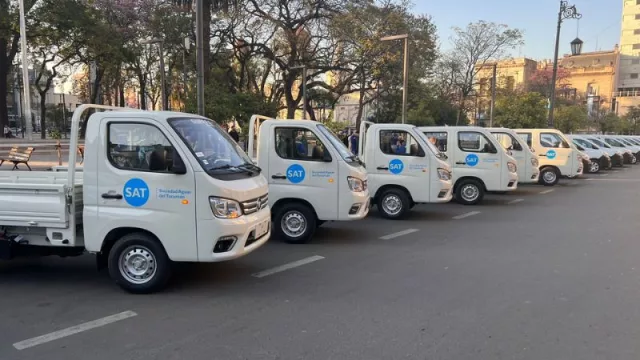Guerra Motors hizo entrega de 6 camiones Foton Trucks TM1 a la SAT (para equipar la flota de vehículos del personal sanitarista)