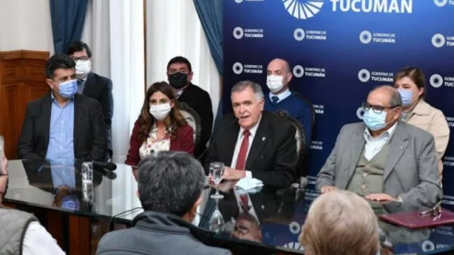 El Gobierno tucumano adelantó el pago del aumento salarial previsto para octubre (se hará efectivo con los sueldos de agosto)