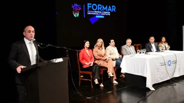 FORMAR cumplió 5 años: analizan que el programa de capacitación docente se convierta en ley (para garantizar la formación docente en un derecho)