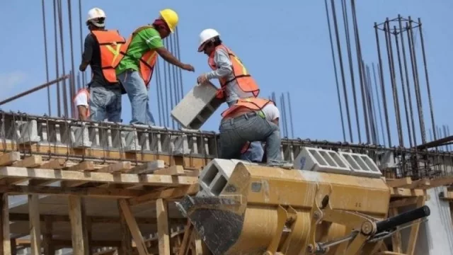 En Tucumán se incrementaron 5.000 puestos de trabajo al sector de la construcción (en comparación al 2021)