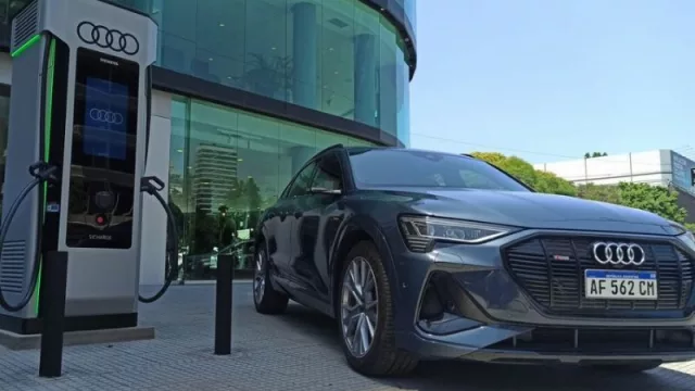 Audi lanza en Argentina el RS e-Tron GT Quattro y un sorprendente supercargador