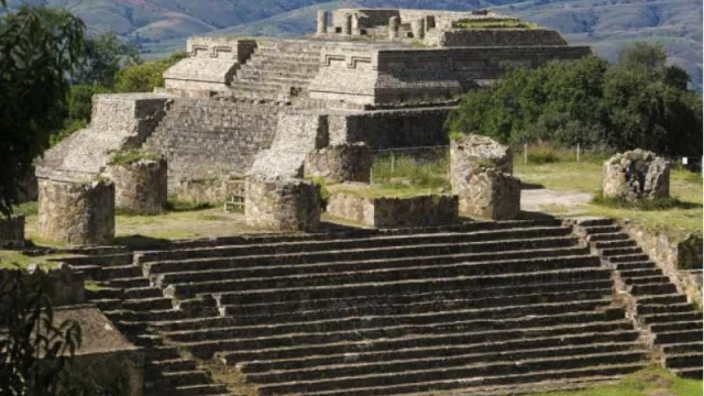 Tucumán estrecha lazos culturales y turísticos con México (la provincia presentó la charla “Historia de la Ciudad Sagrada de Quilmes”)