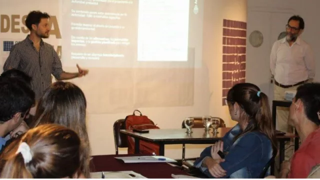En el Centro Cultural Virla se llevó a cabo jornadas de capacitaciones sobre el medio ambiente y el cambio climático