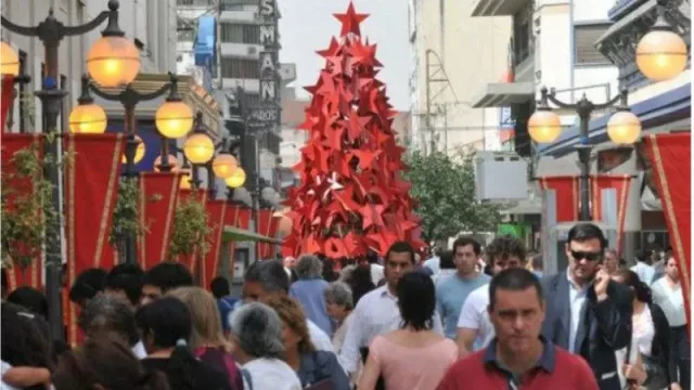 Así trabajará el comercio tucumano durante las fiestas de fin de año (te contamos las expectativas de ventas y sobre el bono para los trabajadores)