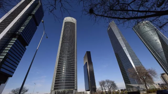 Según informe de PwC y la Fundación CRE100DO las empresas de tamaño intermedio tienen una iniciativa exportadora 20 puntos por encima de las grandes