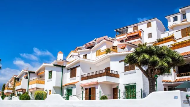 Más del 60% de españoles compartiría su segunda residencia (si le ayudara a afrontar la crisis), según Airbnb