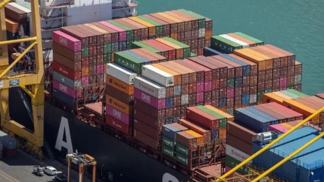 En busca de dólares, el Gobierno habilitó exportaciones a 30 nuevos mercados