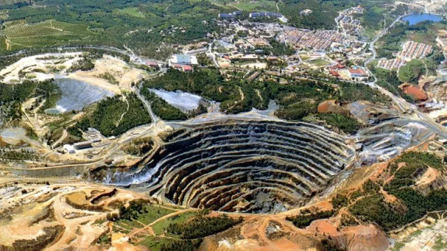 La actividad minera sigue en crecimiento impulsada por la industria hidrocarburífera y la producción de carbonato de litio