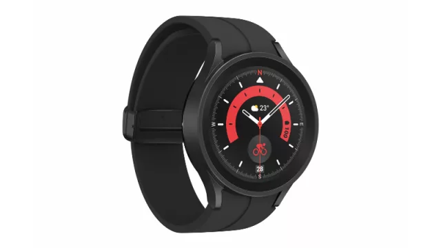 Claro y Samsung se unen para monitorear la salud de nuestros mayores (la gran utilidad del smartwatch)