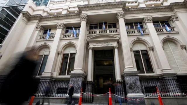 El BCRA sube la tasa de interés de los plazos fijos: cuánto pagará