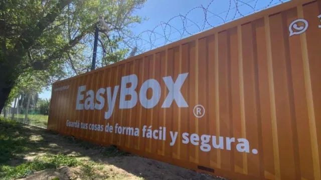 Las cosas que no te entran en tu casa… ¡afuera! (Easybox alquila containers para guardardo desde $ 45.000 mensuales)