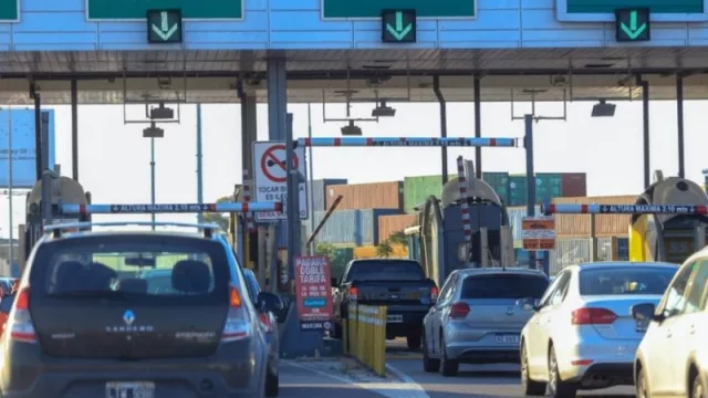 Aumentan 50% los peajes: desde cuándo y cuánto costará viajar por las autopistas