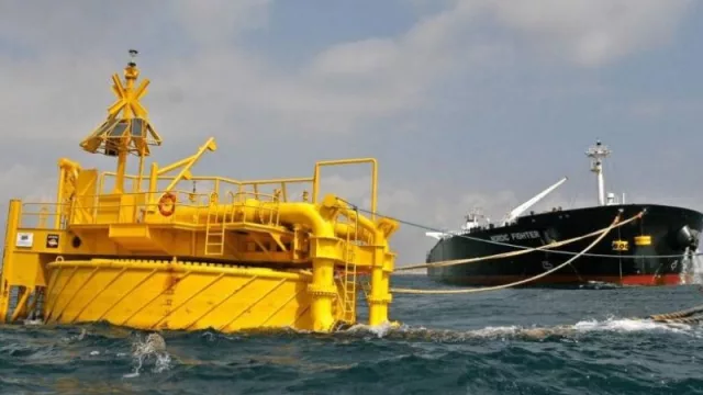 Terminal petrolera de Oiltanking retoma operaciones tras derrame en Puerto Rosales