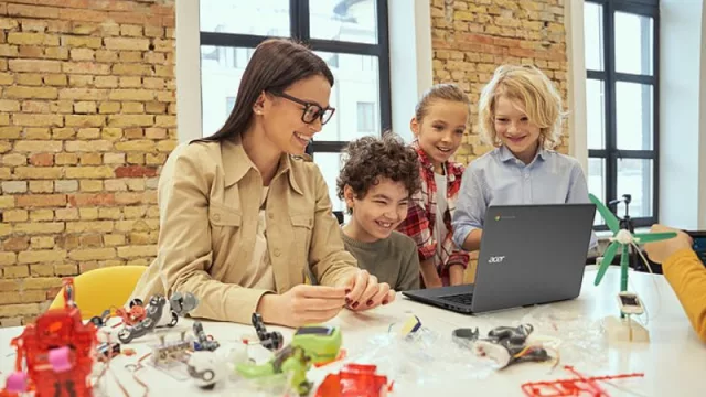 Todo lo que hace falta para volver a clase en la era digital (los diez esenciales de Acer)