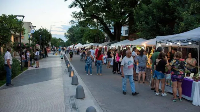 En Tafí Viejo, la feria de artesanos se consolida como emprendimientos productos