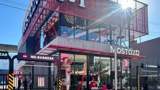 Mostaza inaugura su séptimo local en Tucumán (su apertura genera 80 nuevos puestos de trabajo para Concepción)