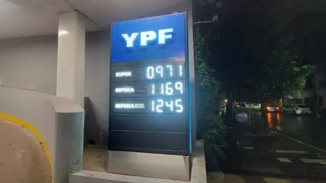 Aumentaron los precios de los combustibles en Tucumán (cuáles son los nuevos valores de YPF y Refinor)