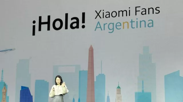 ¿La tercera es la vencida? Xiaomi dice que ahora sí viene a pelear el mercado argentino a Motorola y Samsung (ya lideran en Colombia y Perú)