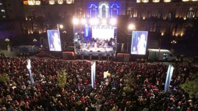 Hoy continúa la fiesta de la Independencia en la explanada de Casa de Gobierno