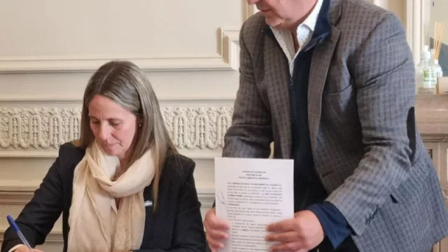 Mediante un convenio firmado por Turismo y la empresa El Churqui se construirá un parador turístico en El Infiernillo