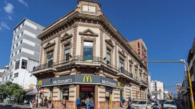 McDonald’s celebra 25 años en Tucumán con sorpresas y regalos para sus clientes