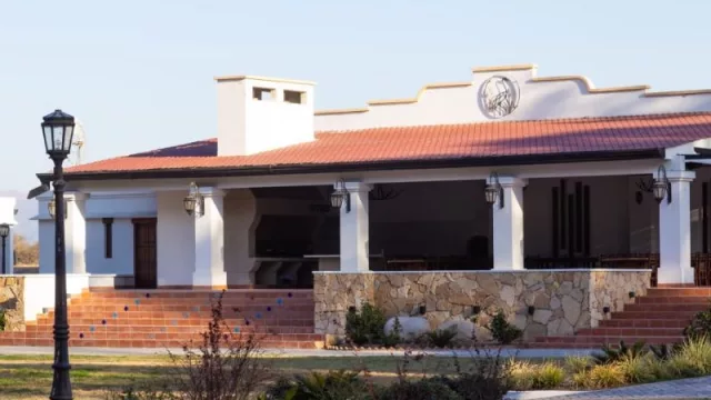 La Estancia El Álamo abrirá sus puertas próximamente (quién es el empresario que está detrás de este proyecto hotelero)