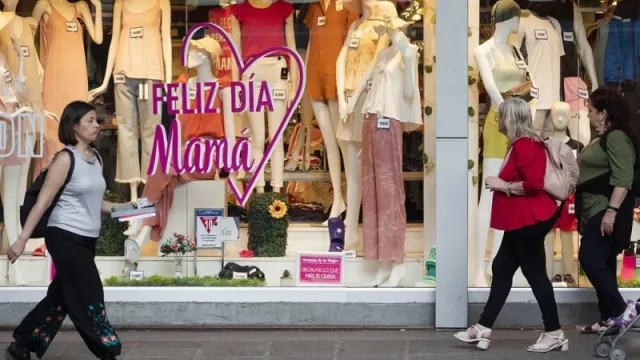 Balance del comercio tucumano tras el Día de la Madre: caída de ventas (el impacto no fue tan fuerte)