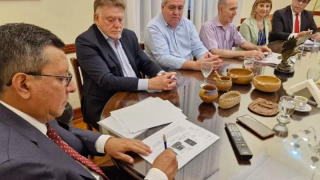 Fuerte inversión en Tucumán para construir merenderos y espacios recreativos en comunas del interior