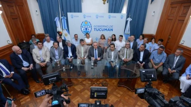 Tucumán se hará cargo del Procrear II: “Este proyecto generará más de 6.000 puestos de trabajo directos y 12.000 indirectos”