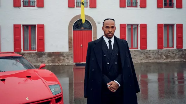 Ferrari y la simbología oculta de una obra de arte del marketing (la foto más icónica de marca de los últimos 5 años que le gana a todos los videos virales)