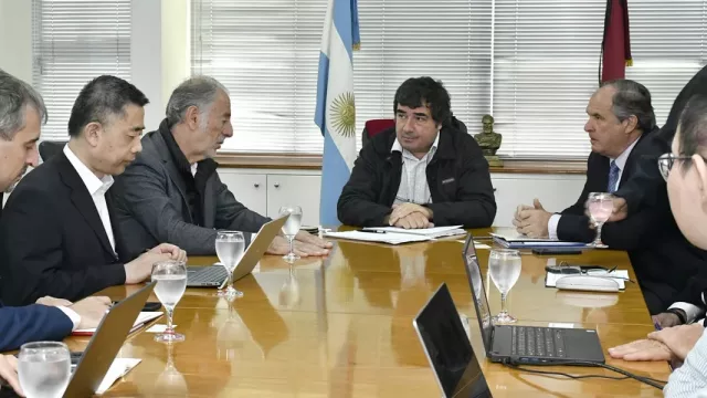 Inversores chinos analizan levantar en Salta una planta industrial (con una inversión de 400 millones de dólares)