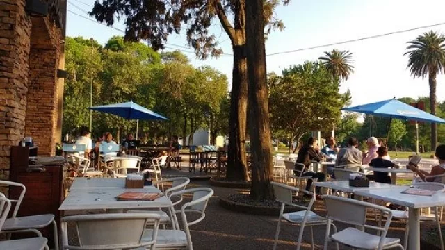Actualizan cánones municipales: los bares del parque 9 de Julio pagarán entre $ 2 y $ 4 millones por mes