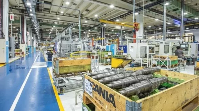 Jaldo consideró que los problemas de Scania son un “semáforo en rojo” para la economía