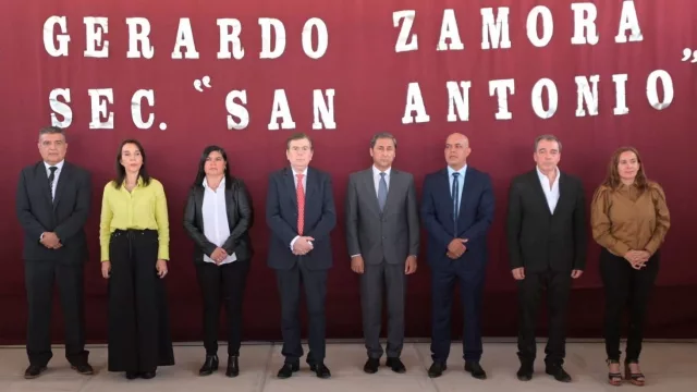 Zamora inauguró obras en Choya y ratificó que el 40% del presupuesto provincial seguirá destinado a educación