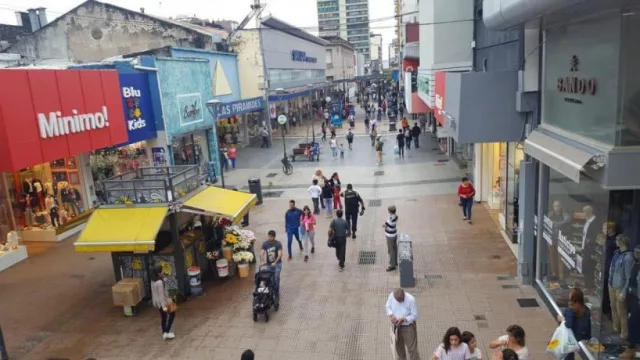 Año Nuevo en Tucumán: cómo será el horario de los comercios desde este martes 30