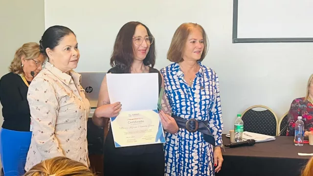 Combinando turismo cultural y religioso, una profesional salteña fue premiada en un concurso internacional