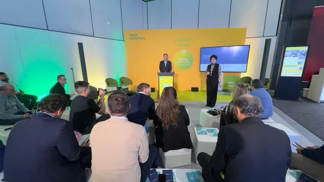 Earlycrop expuso en Europa su desarrollo de nuevas variedades de arándano tucumano