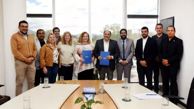 La Capital y la UNCA lanzaron una diplomatura gratuita en IoT para impulsar el empleo