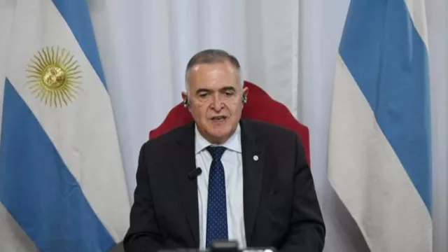 Jaldo destacó el superávit de Tucumán y advirtió por la caída de recursos ($ 30.000 millones)