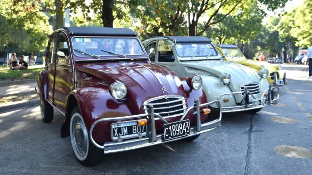 Citroën revive al 2 CV (volverá eléctrico y con el espíritu del modelo original)