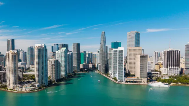 Miami (y Silicon Beach), le gana otro partidazo a Silicon Valley: Google amplia (fuertemente) su presencia en Miami