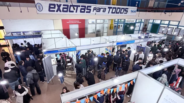 Exactas para Todos abrió sus puertas en la FACET con una jornada de ciencia y tecnología